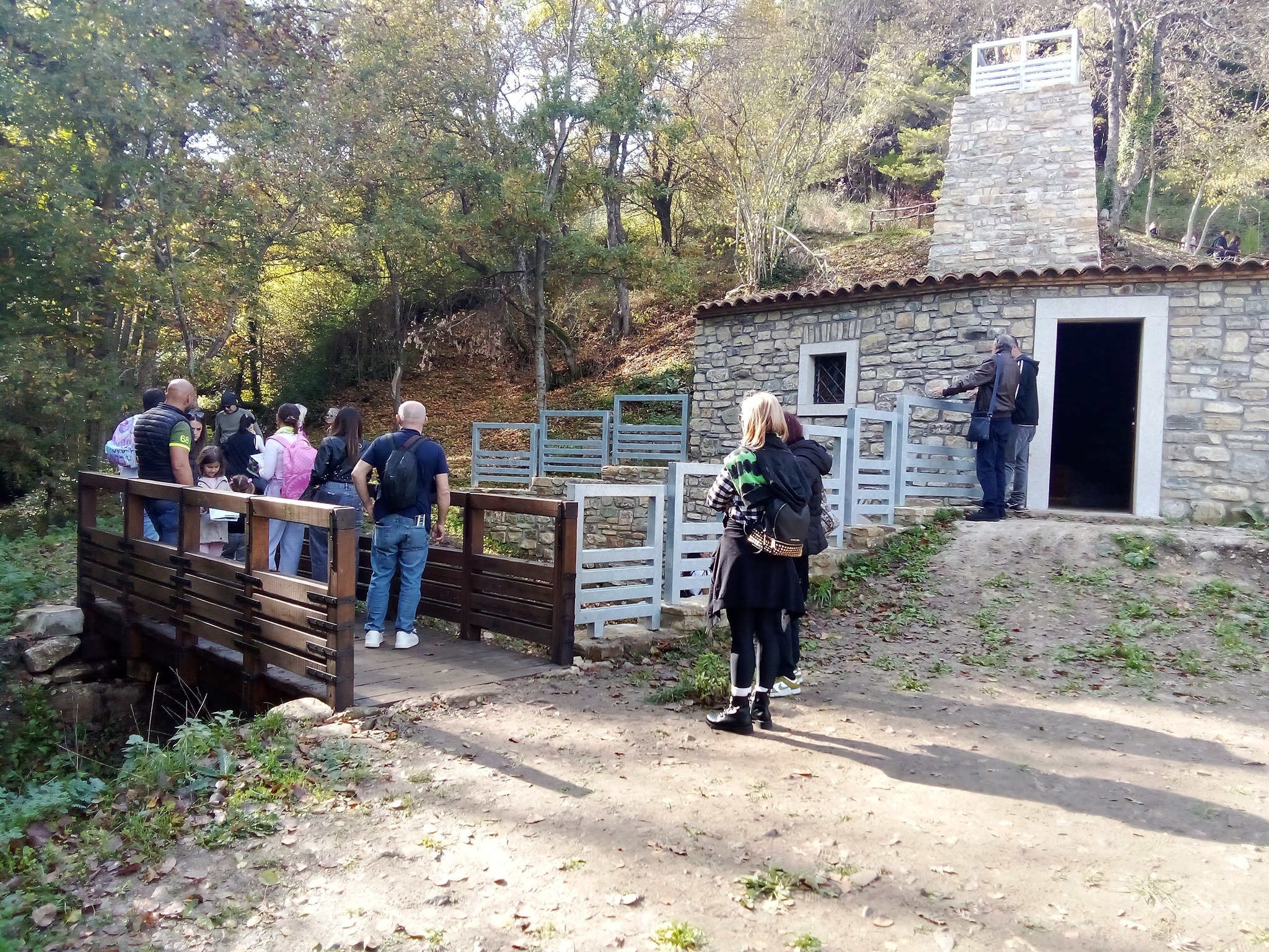 CASCATE DI SAN FELE: PIENONE NEL PONTE DEL PRIMO NOVEMBRE